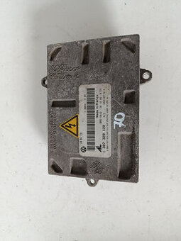 RJ xenonu svetiel passatCC 1307329120 70€