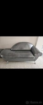 Sedačka s taburetkami