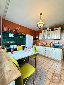 Predaj - 3-izbový byt s troma lodžiami