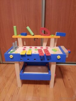 Drevený pracovný stôl LUPILU