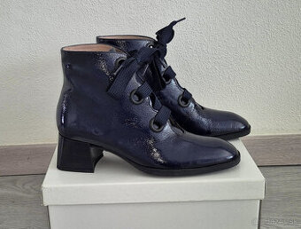 Modré HISPANITAS v.40 NOVÉ, PC 164€