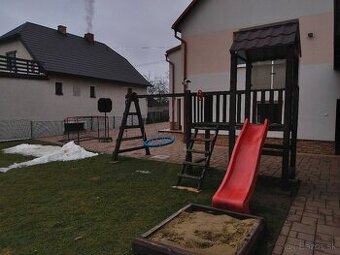 Detský záhradný domček