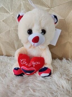 Plyšová hračka, macko so srdiečkom, krémovo-červený