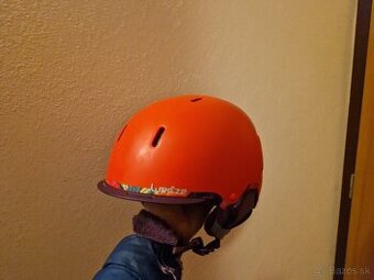 dievcenska lyžiarska prilba 53-56