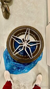 PREDÁM ELEKTRÓNY 79WHEELS SV-AR 19