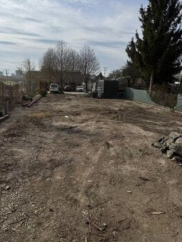 Prenájom pozemku 430 m² – Ružinov / Nové Pálenisko