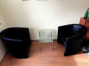 2x kreslo + sklenený stolík – TOP stav