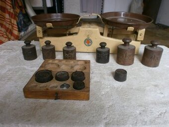 Predám retro váhu.