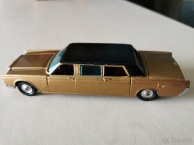 Corgi toys Lincoln Continental