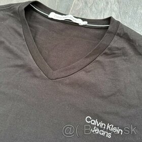 CALVIN KLEIN | Krátke tričko | Čierna | S - 1