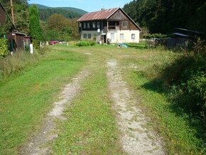 Nová cena - Pozemok o výmere 1011 m2 v obci Opátka