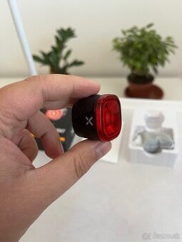 XOSS XR01 Smart zadné svetlo – nové, s brzdovým senzor