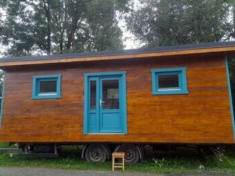 Tiny house