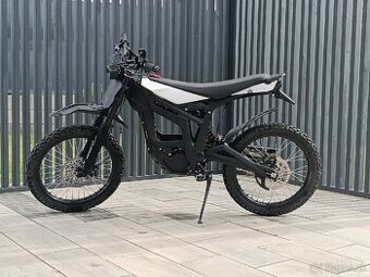 Talaria Sting R L1e na značkách, ProEbikes 70ah batéria