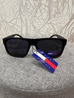 Panske slnecne okuliare TH cierne