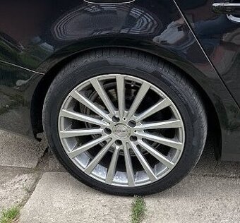 5x112 / 245/40 R18