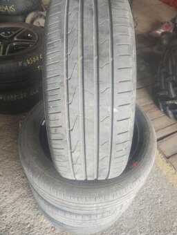 Pneu 225/55R17