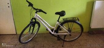 Ženský mestský bicykel