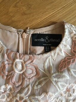 Šaty Needle and Thread