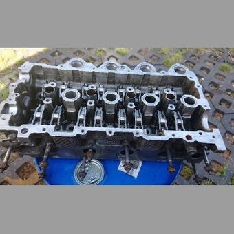 Predám hlavu motora 1.6hdi 16v