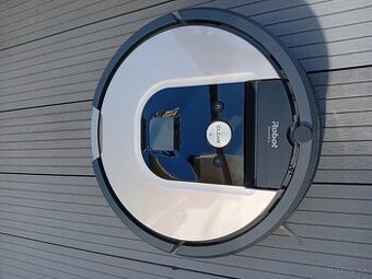 Robotický vysávač ROOMBA 966