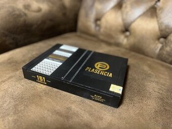 HUMIDOR NA CIGARY