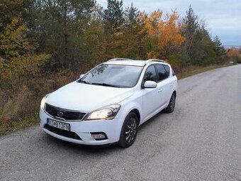 Kia ceed SW  " REZERVOVANÉ "