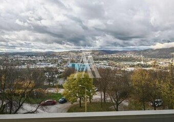 2 IZBOVÝ BYT, KURSKÁ, KOŠICE, SÍDLISKO DARGOVSKÝCH HRDINOV, 