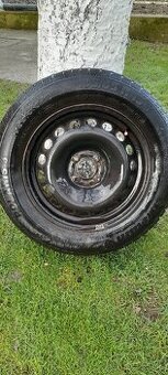 Predám zachovalé zimné pneumatiky.