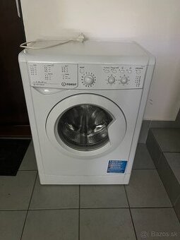 Darujem za odvoz – nábytok + práčka (LEN VŠETKO SPOLU)