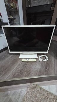LED televizor PHILIPS 24"