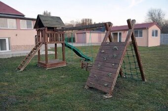 Detské drevenne preliezky, hojdačky, pieskovisko
