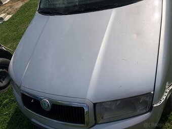 Škoda Fabia Predna kapota