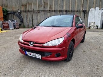 Peugeot 206 1.4 benzín 55kw