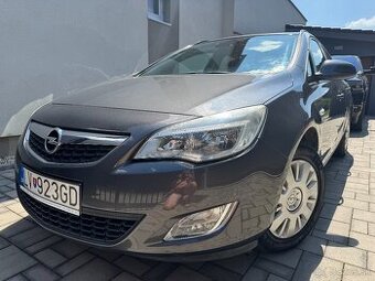 OPEL ASTRA ST, 1,4i, BENZÍN,MANUÁL,LEN 123 046 KM,6/2012, SK