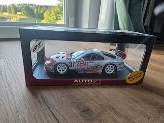 Toyota Supra ZENT #37 – AUTOart 1:18 – sběratelský - 1