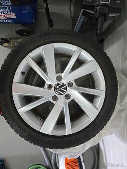 Zimne pneu na elektronoch 205/50/R17 V XL