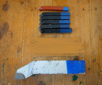 Sústružnícke nože uberacie 10x10 a 32x32