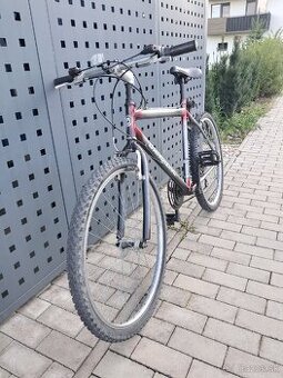 Predám bicykel +prilba ZADARMO