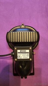 Halogénový reflektor so záznamom na SD kartu