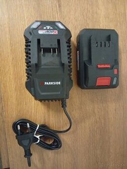 Smart akumulator s nabijackou