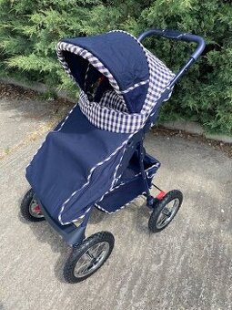 športový kočík s nafukovacími kolieskami STEGGI