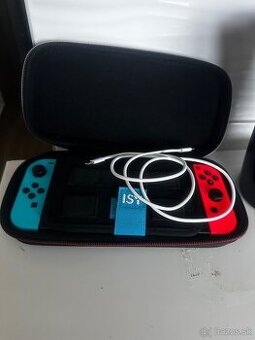 Nintendo Switch - 1