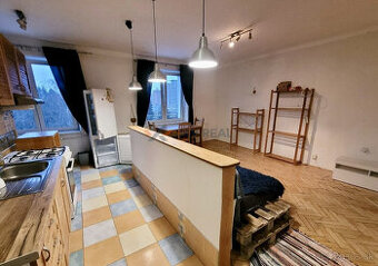 2-izbový slnečný byt pri nemocnici v Poprade