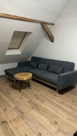 Obývacia sedačka a stolík