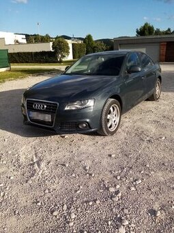 Predám Audi A4 b8 2,0 TDI 105 kw