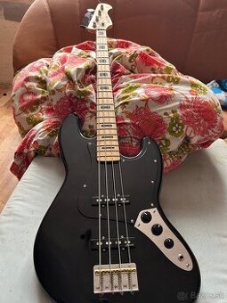 Jazz bass