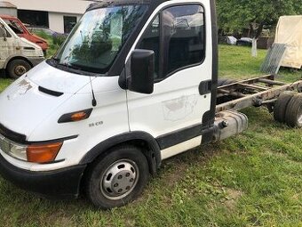Predam Iveco daily 35C13 odťahovy špecial do 3,5t