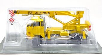 IFA ADK 70 žeriav 1:43 + časopis