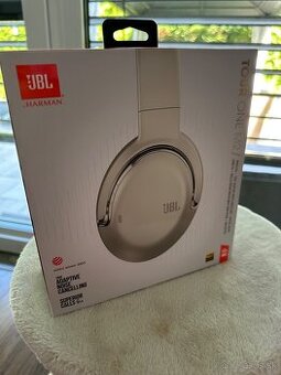 JBL Tour One M2 biele nové